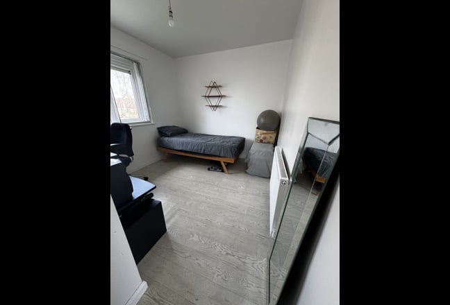 Room to rent Kitts Green (B33) Main Photo