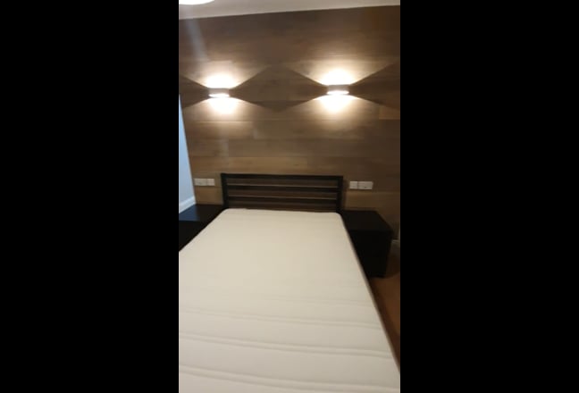 Small Double available in London Zone 2 Main Photo
