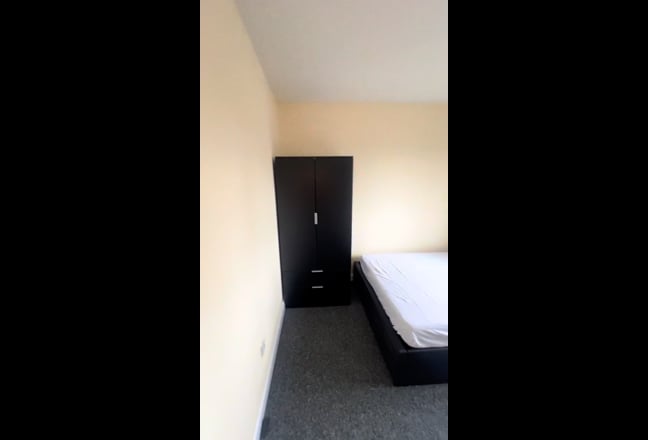 Double bed available  Main Photo