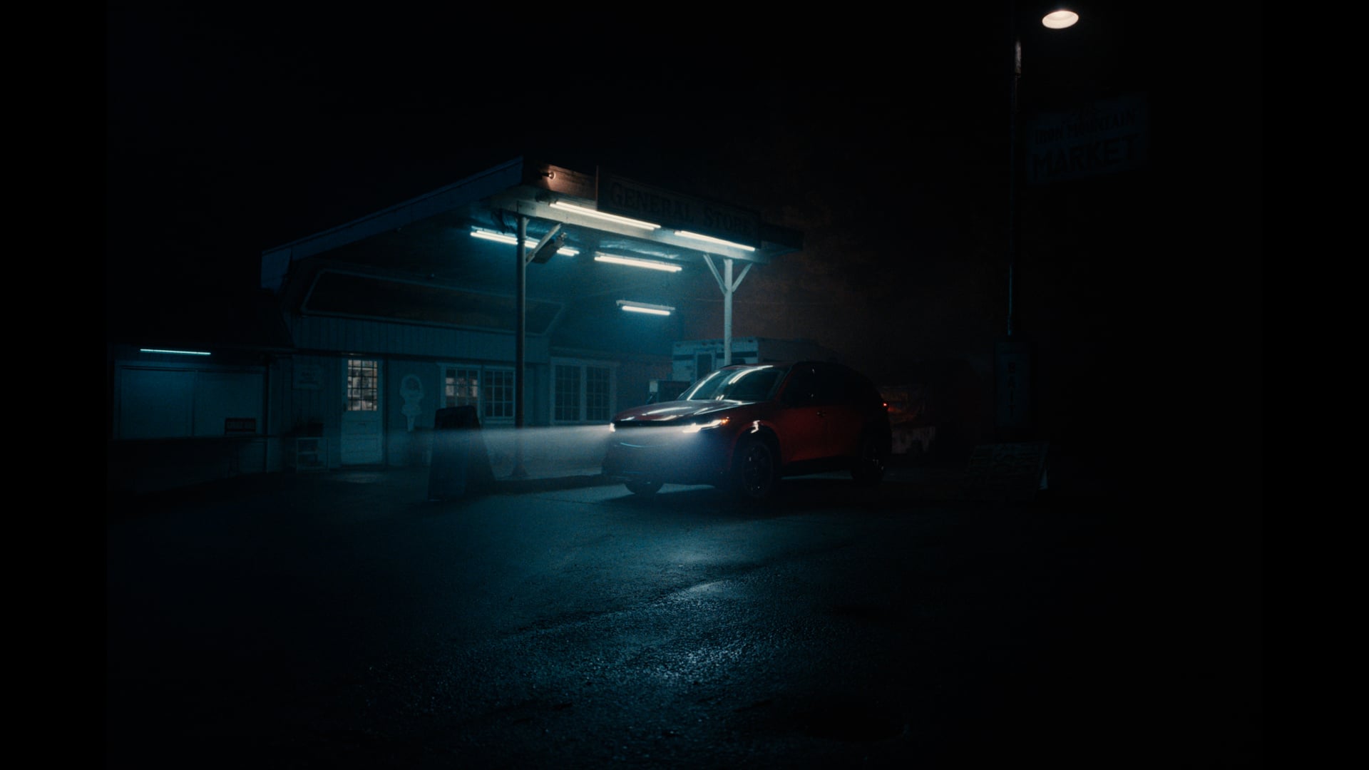 MAZDA 5 Sides of the CX-5  | Horror