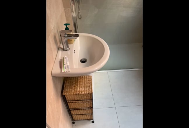 Looking for fun housemate over the summer!  Main Photo