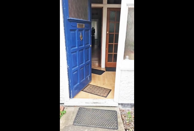  2-Bed Garden Flat - Share with One Person Main Photo
