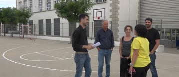 La renaturalització dels patis de l'escola Empúries, aquest estiu
