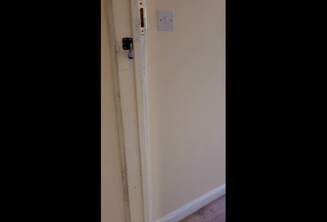Newly Renovated Two Rooms ( Ensuite)Available … Main Photo