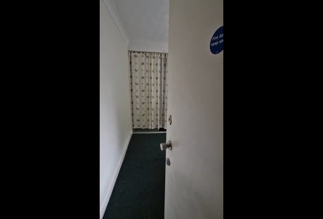 Large Double room - &pound;550 p.c.m. all inc. Main Photo