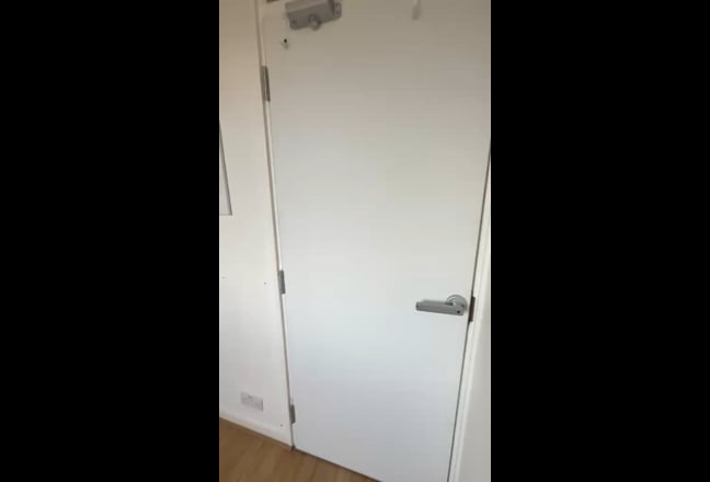 🛏️ Cozy Single room in Shadwell - Available NOW Main Photo