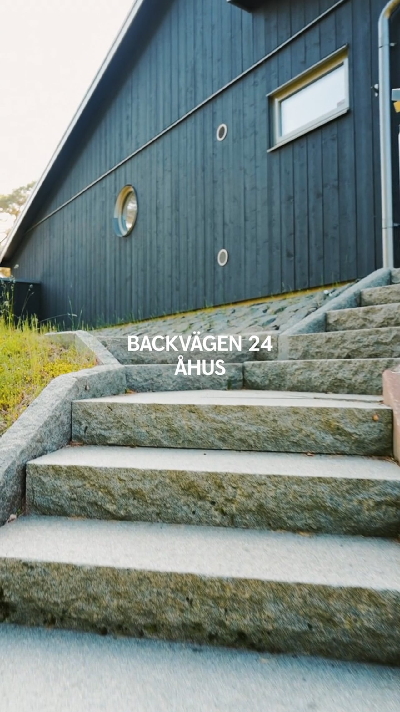 5 rum Villa på Backvägen 24 Åhus - Äspet Kristianstads kommun - video