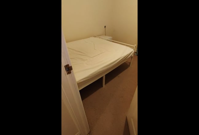 Double bedroom Available for rent in Bridgewater  Main Photo
