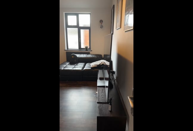 🏡 Furnished Double Room -All Bills Included  Main Photo