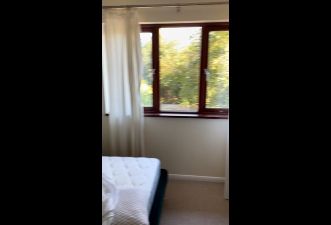 Looking for third flatmate! Main Photo