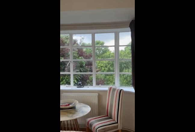 Beautiful Double   room in lovely   flat  share  Main Photo