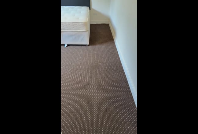 Double Room -Donnington Br Rd  Main Photo