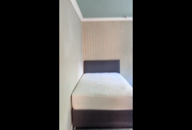 Renovated House - All Bills Included Main Photo