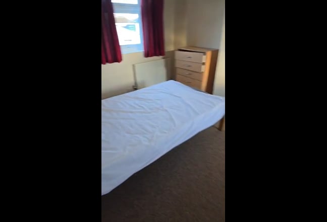 Double bed room in didcot  Main Photo