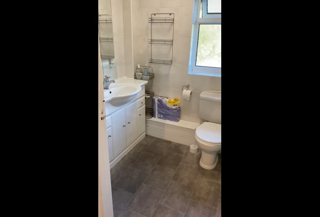 Rooms to Rent Sandall Park Drive, DN2 Main Photo