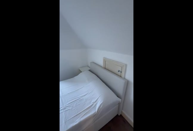 🏡✨ Room in Wimbledon + Beautiful Garden 🌿 Main Photo