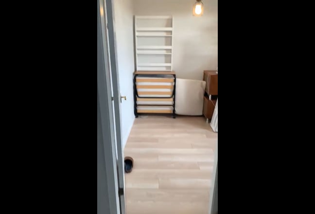 Single room available in SM1 area Main Photo