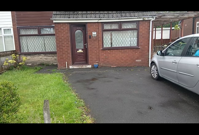 Beautiful luxury rooms , ensuite & couples allowed Main Photo