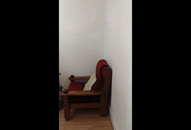 E12 Rooms Available –Easy Access to Central London Main Photo