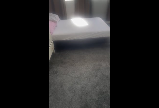 Room for rent Main Photo
