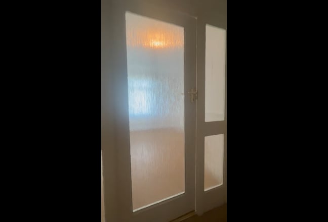 Spacious Double Room to Rent – Near Enfield, EN3  Main Photo