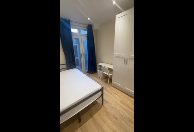 Brand New Dbl Room &pound;850 inc bills w/ own bathroom  Main Photo