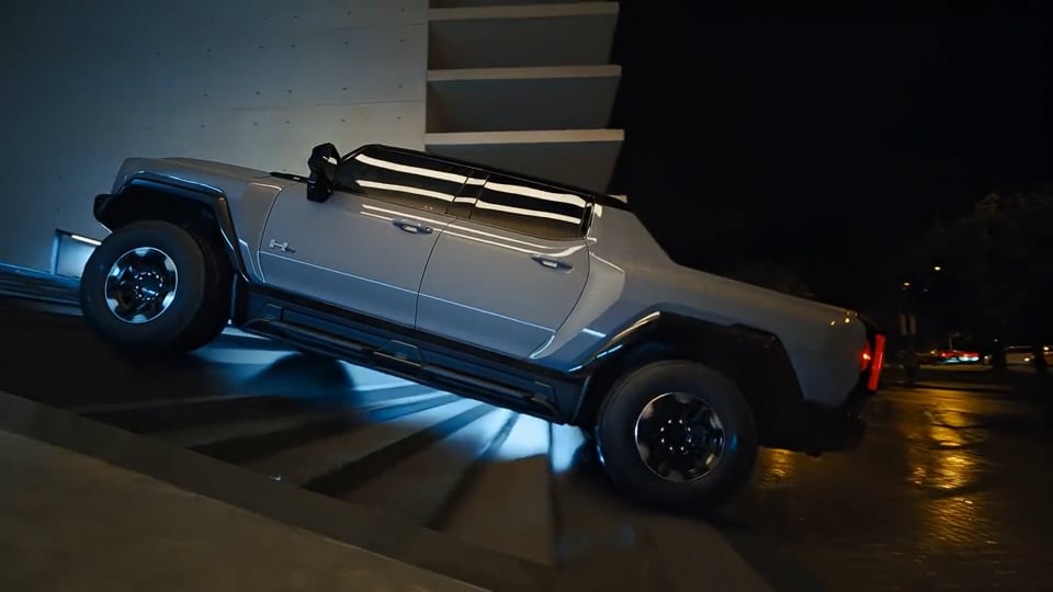 The 2026 HUMMER EV 30 GMC