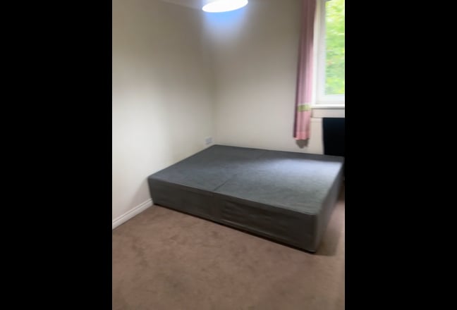 Double room to rent Main Photo