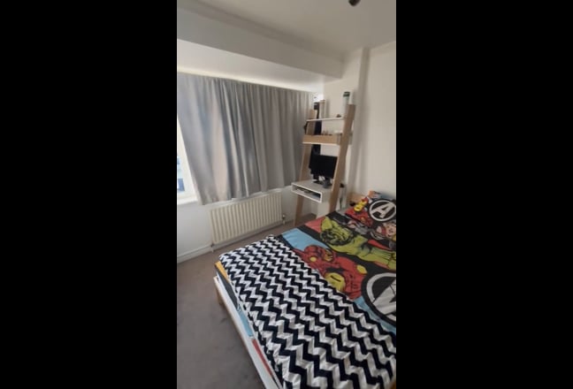 Double Room - Bills Included - Excellent Location Main Photo