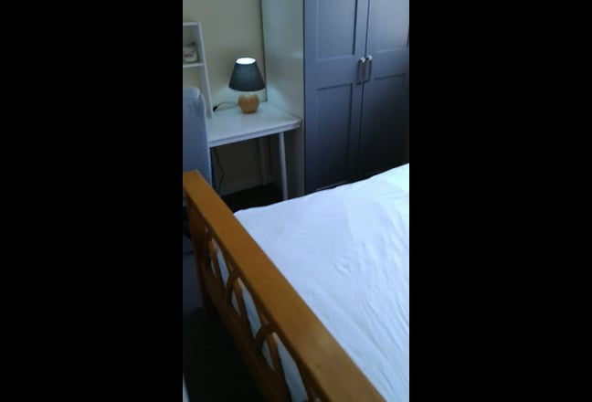 Double room in quiet , clean shared house  Main Photo