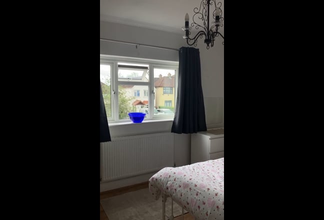 Double Room. Clean, freshly decorated and new bed Main Photo