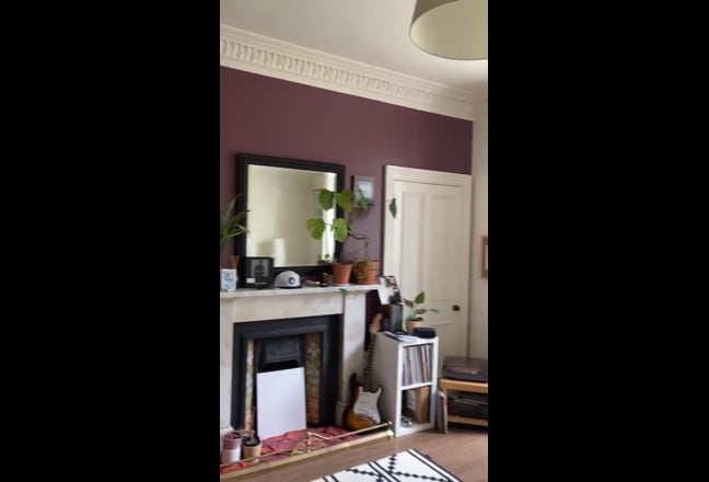 Flatmate wanted for central cosy flat! Main Photo