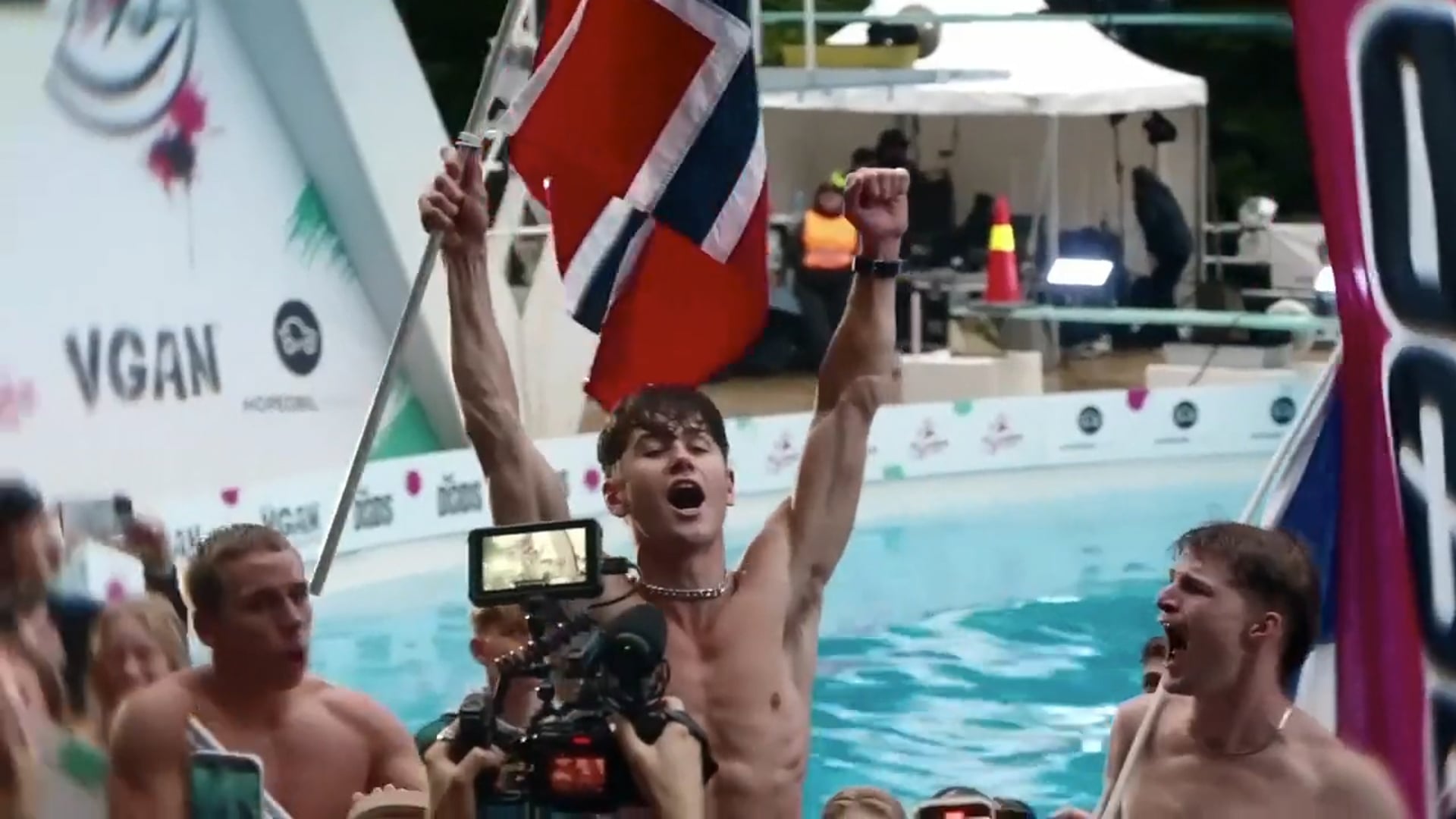 Diving League Intro