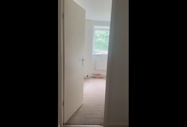 One Box Room Available with Fully Furnished  Main Photo