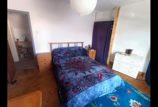Double room in homely period property Main Photo