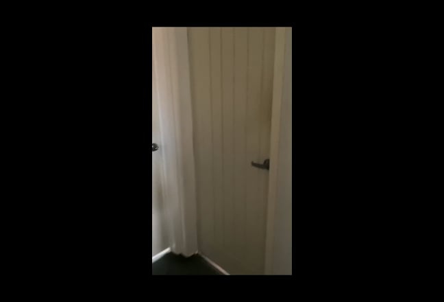 Furnished Small Double Room Available in Carlton Main Photo