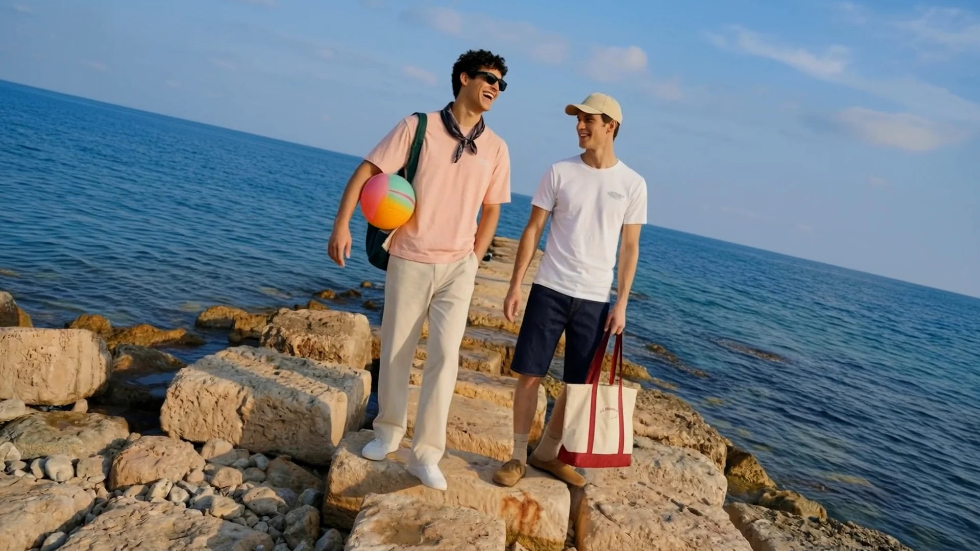 Jack & Jones: Modern Kadın ve Erkek Giyim Koleksiyonları