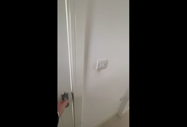 Lovely double room in 3 bed property Main Photo