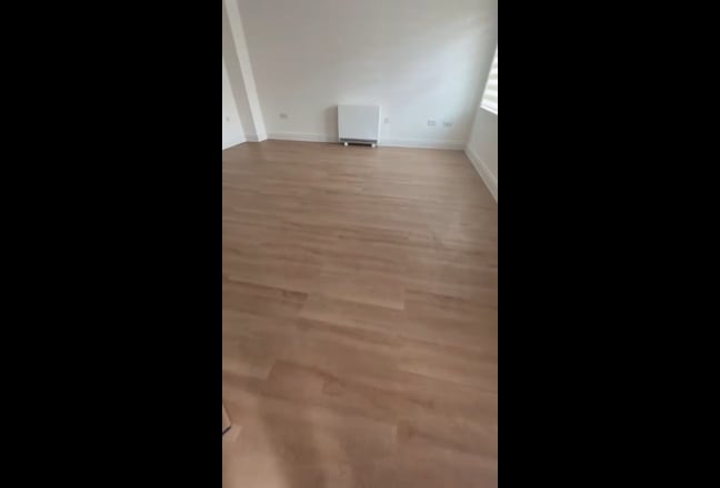 🏡✨ Stunning 2 Bedroom | 2 Bathroom Apartment to R Main Photo
