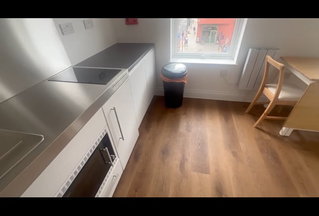 En-Suite Studios | Camden High Street Main Photo