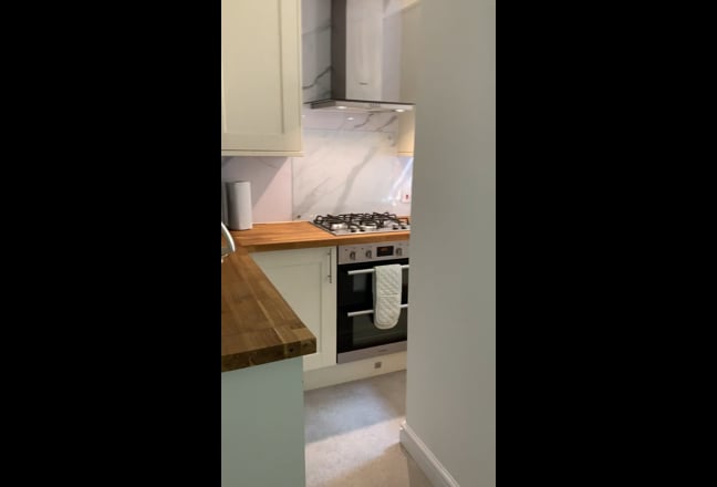 Private Studio self-contained flat with garden Main Photo