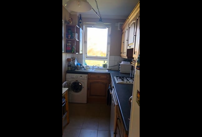 Double room to rent in shared flat Main Photo