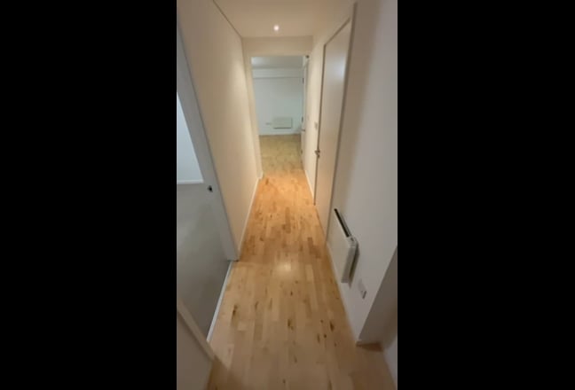 1 Bed Flat with Garden and Parking Main Photo