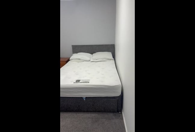 Room to rent in nice location Main Photo