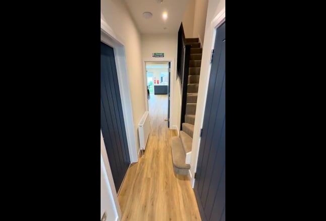 Luxury En-Suite Rooms | Newly Refurbished | NN3 Main Photo