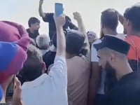 تشييع خليل البورداني في حي العمال في مدينة دير الزور