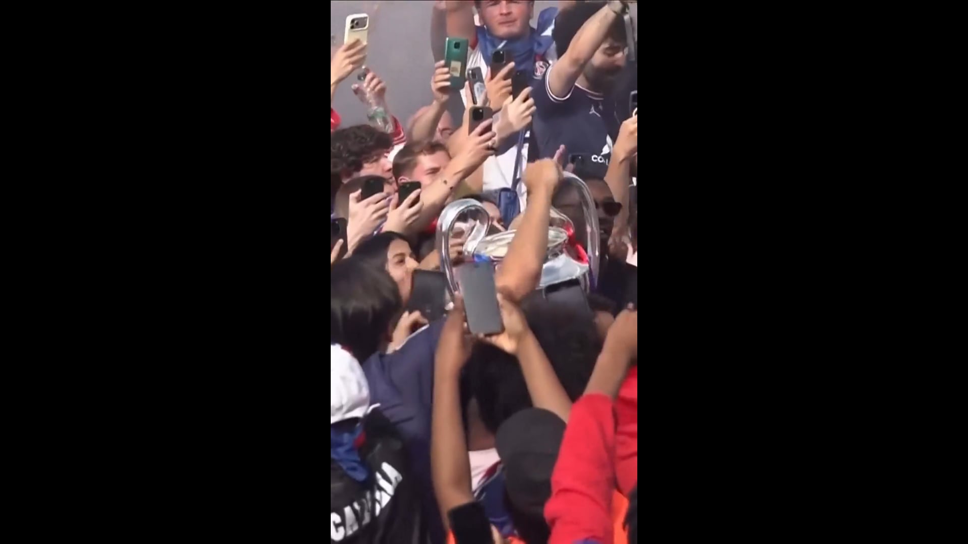 French capital hosts PSG parade in Champ de Mars