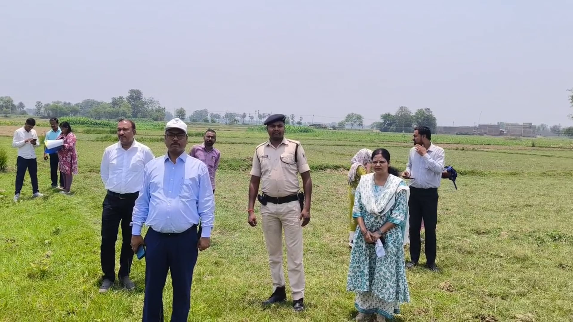 रक्सौल हल्दिया एक्सप्रेस वे के लिए भूमि अधिग्रहण की तैयारी तेज, एडीएम ने किया निरीक्षण