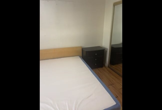 Room for rent  Main Photo