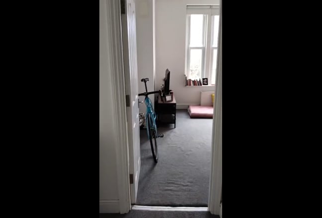 Bright Double Room | &pound;900 All Bills | 5 Mins Tube  Main Photo